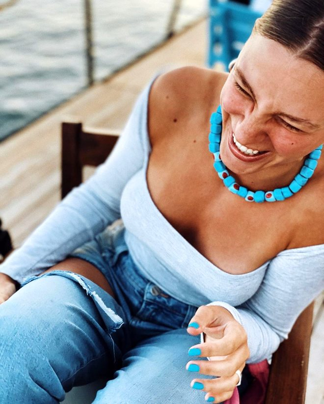 Silikonları Patladığı Söylenen Ünlü Soruları Cevaplamadı