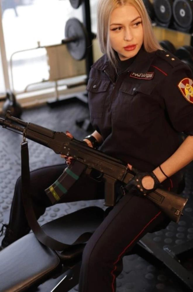 Putin'in >Diller Destan Koruması