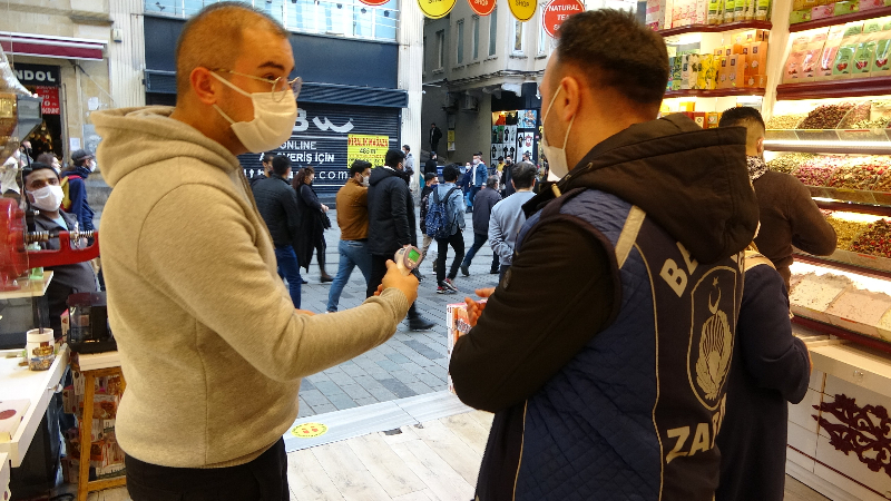 Taksim Yılbaşı Öncesi Cıvıl Cıvıl