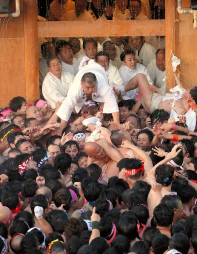 "Çıplaklar Festivali" Koronaya Rağmen Yapılacak