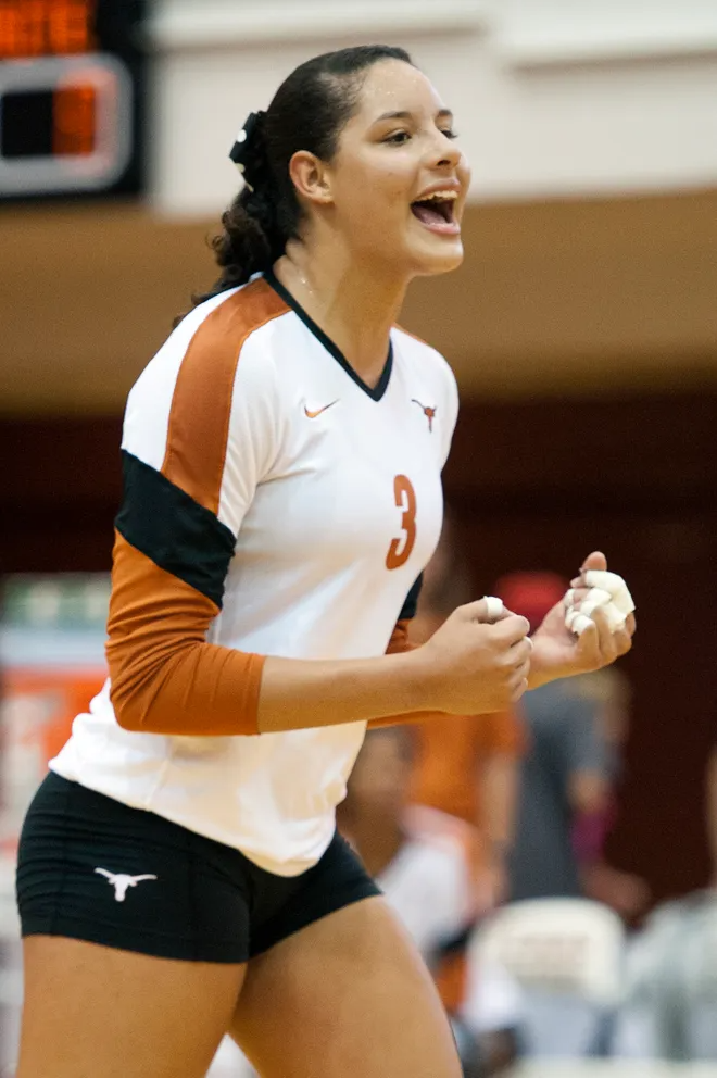 Genç voleybolucunun ölüm nedeni hakkında şoke eden iddia! Pilar Marie Victoria Lopez...