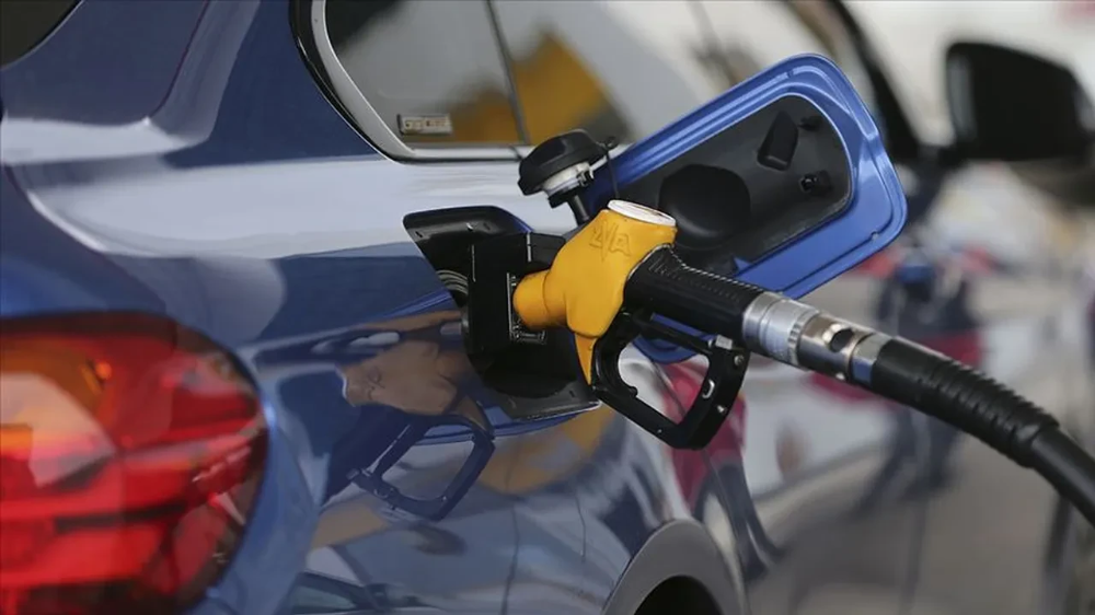 Akaryakıta Çifte Zam Geldi: 13 Mart 2026 Benzin ve Motorin Litre Fiyatı Kaç TL Oldu?