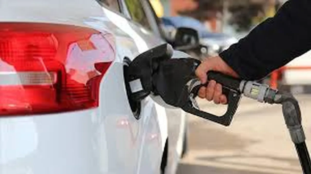 Akaryakıta Çifte Zam Geldi: 13 Mart 2026 Benzin ve Motorin Litre Fiyatı Kaç TL Oldu?