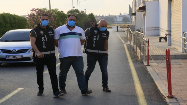 10 milyon 350 bin TL haksız kazanç sağlayan tefecilere şafak vakti operasyon