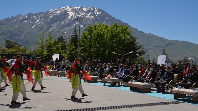 19 Mayıs Atatürkü Anma, Gençlik ve Spor Bayramı