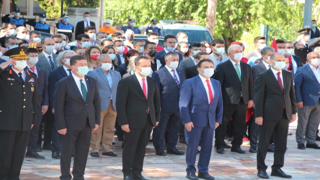 19 Mayıs kutlamalarında isim krizi