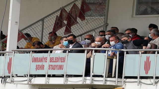 Abdullah Avcı, Ümraniyespor-Altay maçını takip etti
