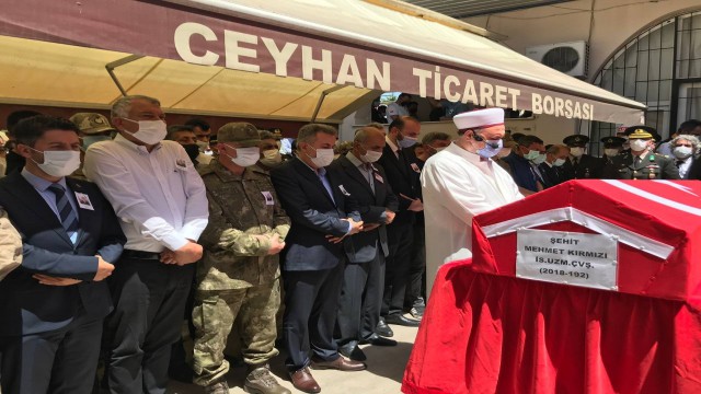 Adanalı şehit Mehmet Kırmızı son yolculuğuna uğurlandı