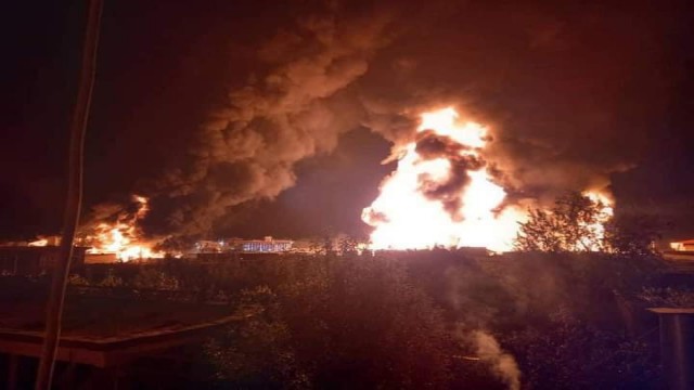 Afganistanda akaryakıt istasyonunda patlama: 10 yaralı