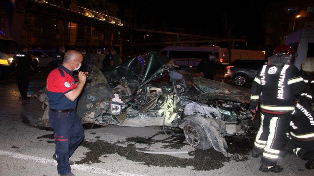 Ağır yaralanan sürücünün kimliği tespit edildi