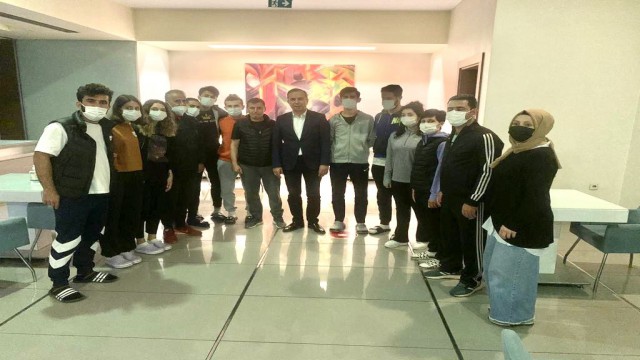 AK Partili Ceylandan Paralimpik Tekvando Milli Takım kampına ziyaret