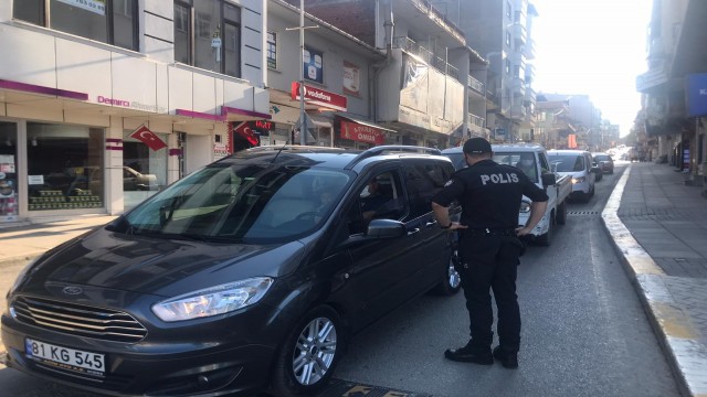 Akçakocada gece gündüz denetim yapılıyor