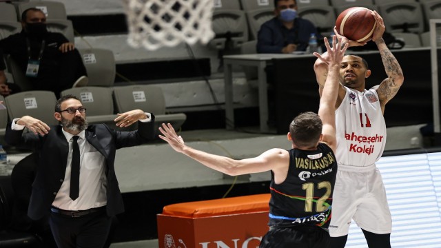 Aliağa Petkimspor Süper Ligde kaldı