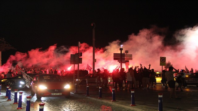 Altaylı taraftarlar Süper Ligi kutladı