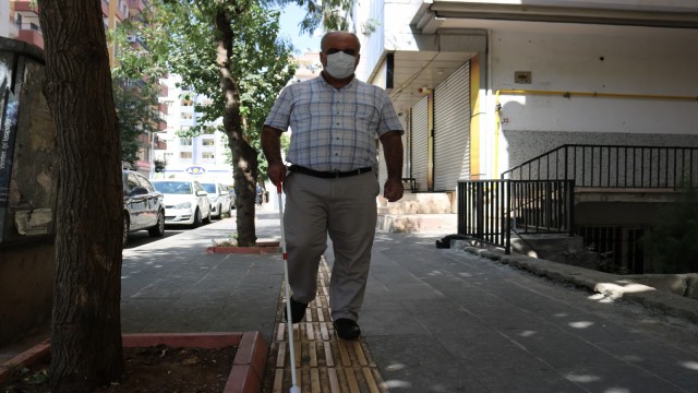 Altı Nokta Körler Derneği, Beykent Üniversitesi Rektörü Fermanı istifaya davet etti