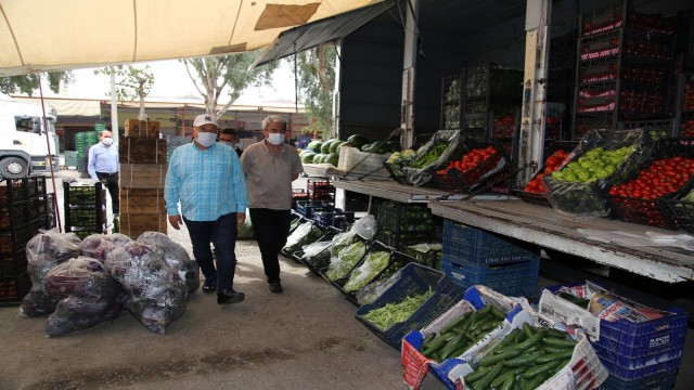 ALTSO Başkanı Şahin hal esnafının sorunlarını dinledi