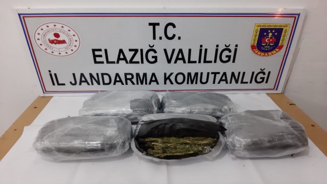 Ankaraya gönderilen uyuşturucu Elazığda yakalandı