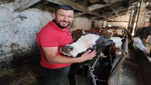 Araba fiyatına kurbanlıklar satışta