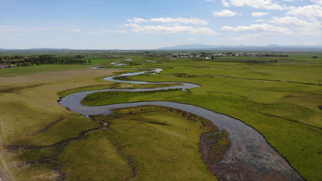 Arpaçay Menderesleri görsel şölen sunuyor