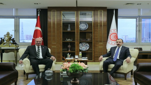 ATO heyetinden Bakan Muşa “hayırlı olsun” ziyareti