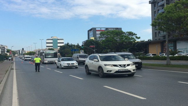Avcılarda polis ekiplerinden denetim