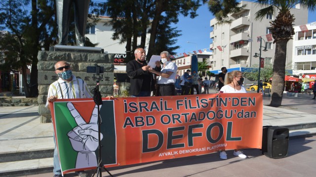 Ayvalıkta Demokrasi Platformundan İsraile sert tepki