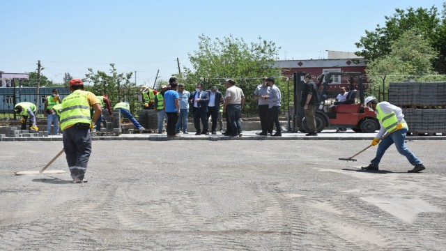 Bağlar Belediyesi, Mega Sanayi Sitesinin iç yollarını tamamladı