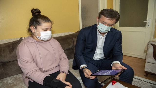 Bahçelievler Belediyesinden eğitime tablet desteği