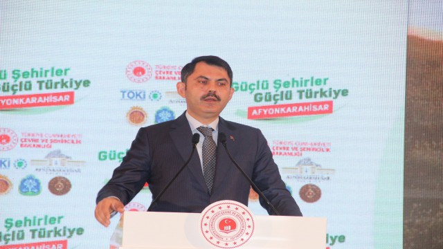 Bakan Kurum, “2012 yılından bu yana 2.5 milyon konutu vatandaşımıza teslim ettik”