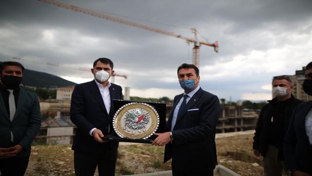 Bakan Kurum: Osmangazi Meydanı 2022 sonunda tamamlanacak