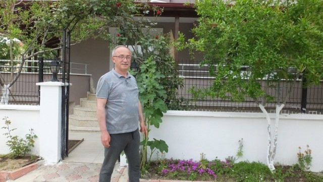 Balıkesirde 17 günlük kapanma vatandaşları bahçıvan yaptı