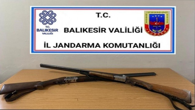 Balıkesirde jandarma 20 aranan şahsı gözaltı