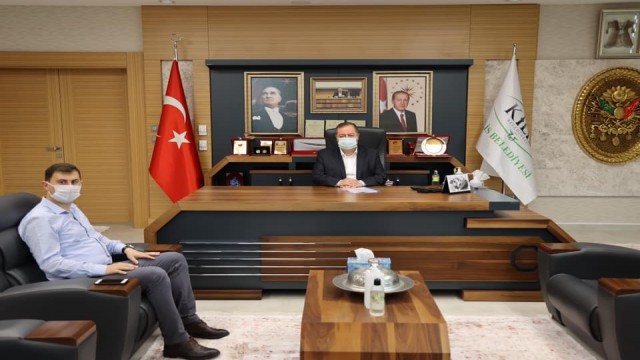 Balıkesire tayini çıkan Keçeci, Kilise veda etti