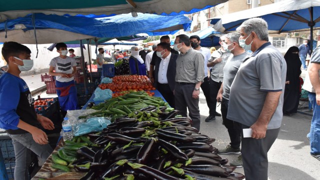 Başkan Beyoğlu, pazar yerlerini denetledi