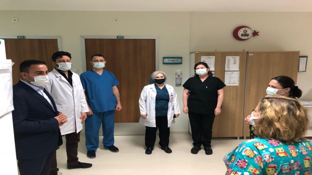 Başkan Erdoğandan ebelere sürpriz ziyaret