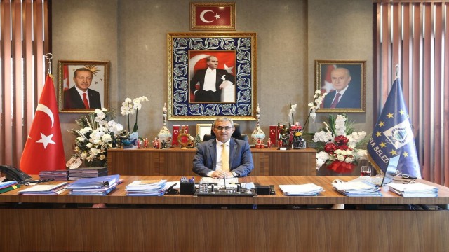 Başkan Işık: “Belediye hizmetleri aksamadan sürüyor”