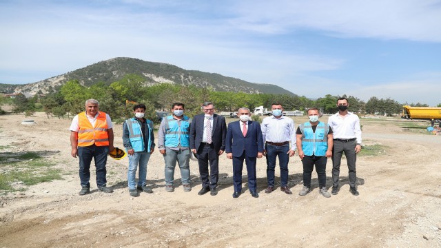 Başkan Işık, Millet Bahçesi inşaatını inceledi