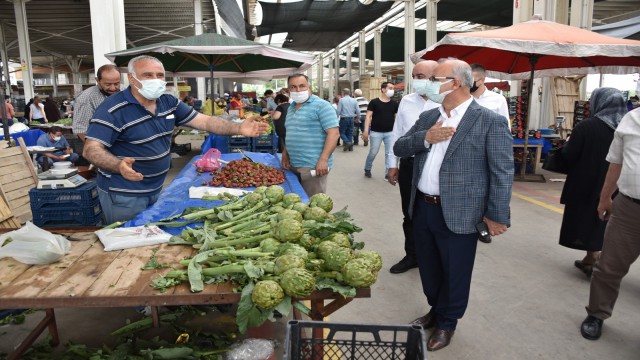 Başkan Kayda kısıtlamada açılan pazaryerlerini denetledi
