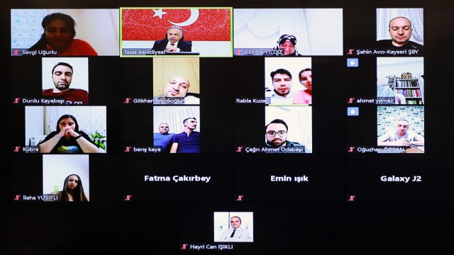 Başkan Mahallemizde çevrimiçi buluşmaları sürüyor
