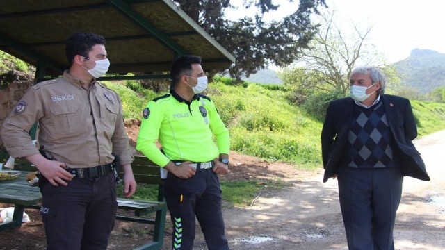 Başkan Şahinden yol emniyet ve kontrol noktalarına ziyaret