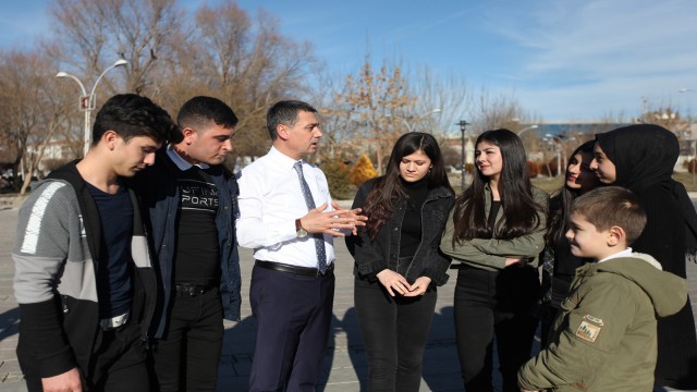 Başkan Şimşekten gençlere mesaj