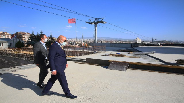 Başkentin yeni sembolü Cumhuriyet Kulesinde hummalı çalışma