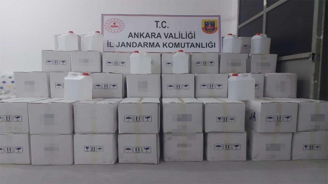 Başkentte Sağlık Bakanlığı onayı olmayan 2 bin 500 litre dezenfektan ele geçirildi