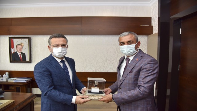 Başvekil Menderesin kol saati, müzede sergilenecek