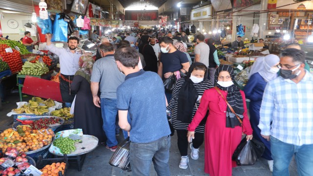 Bayram alışverişi Covid-19u unutturdu