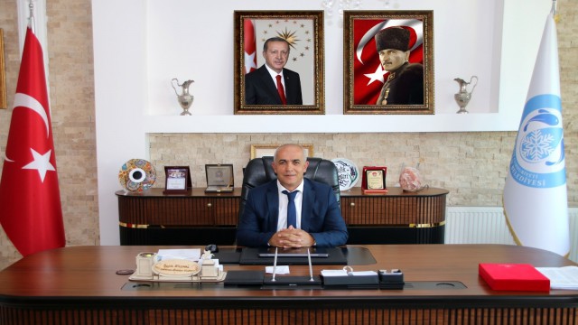 Belediye Başkanı Şefik Ensariden Kadir Gecesi mesajı