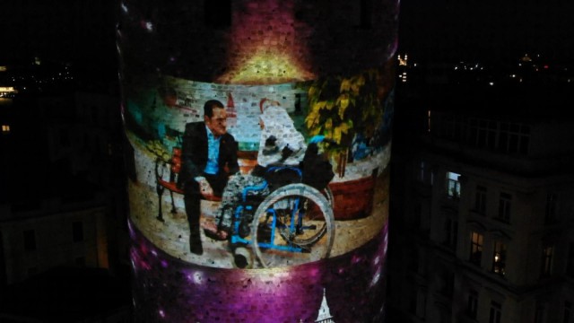 Beyoğlu Belediyesi'nden ‘Anneler Günü için anlamlı kutlama