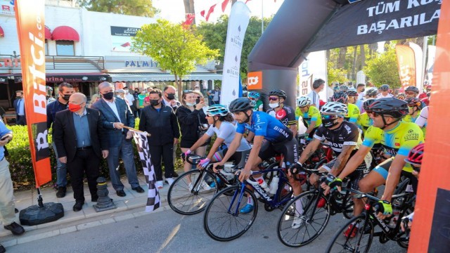 Binlerce bisikletli Bodrumda pedallara bastı