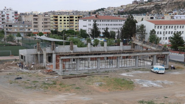 Birecikte olimpik yüzme havuzu çalışmaları devam ediyor