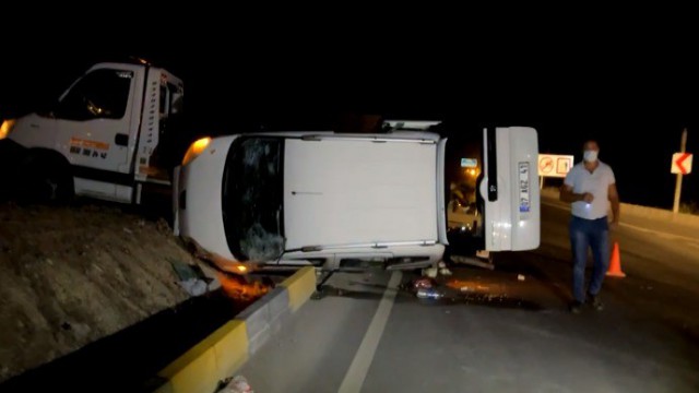 Burdurda çekici ile tır çarpıştı: 5 yaralı